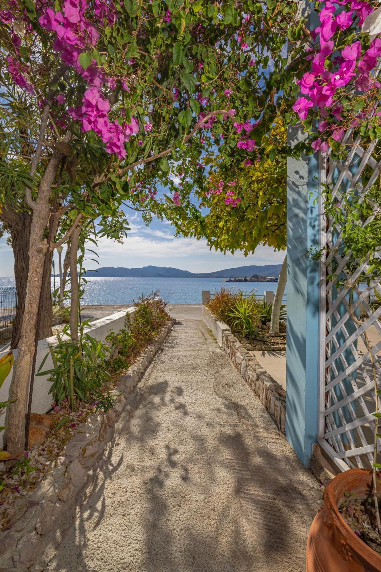 Haraki Mare Studios Beach Front Charaki Exterior foto